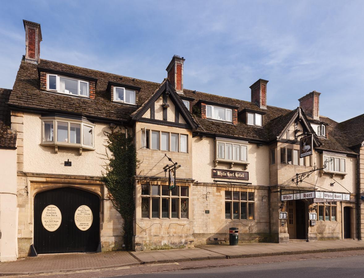 White Hart Hotel Cricklade Exterior photo